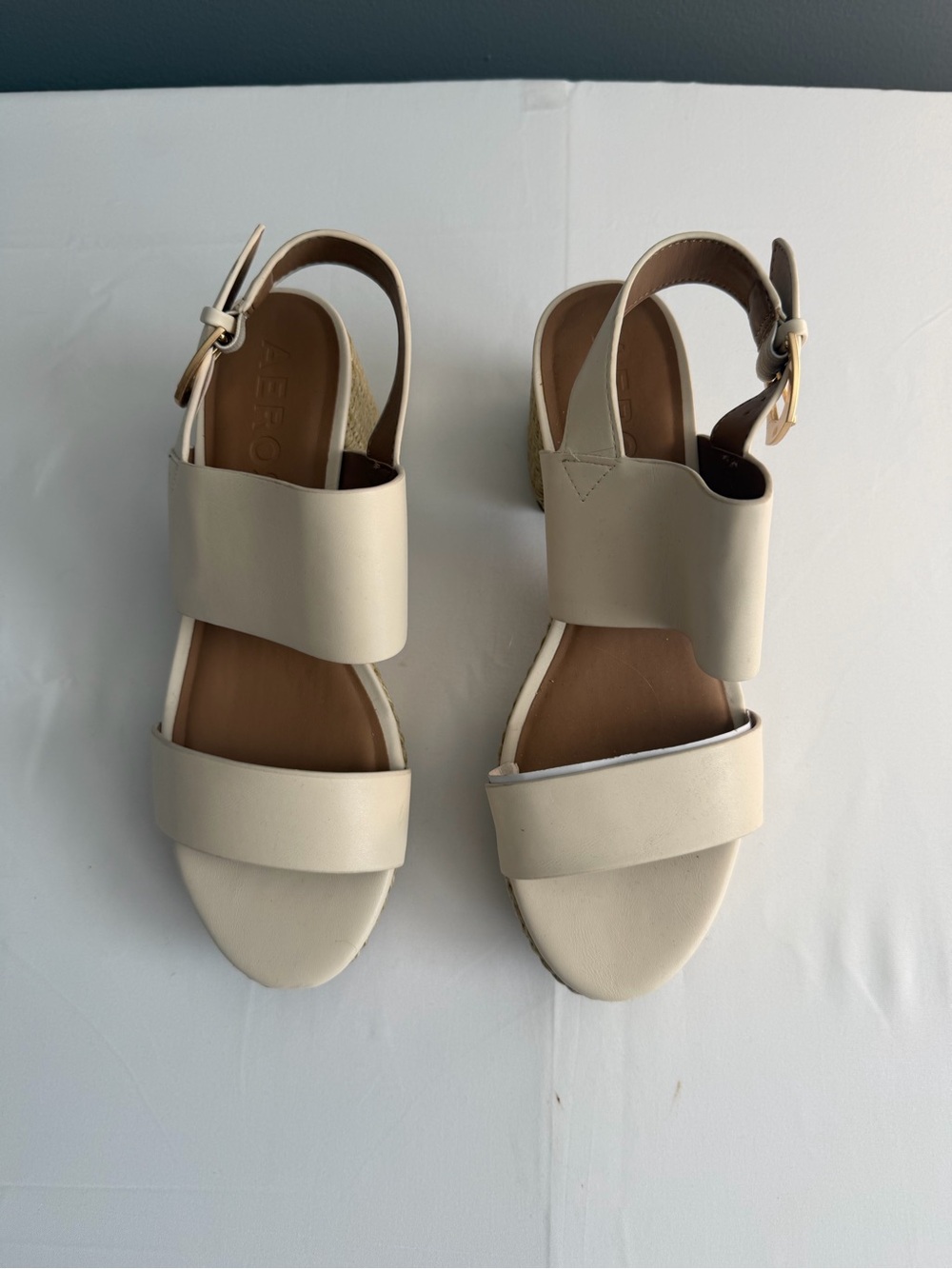 AEROSOLES Cream Leather Slingback Sandals NWT/Box